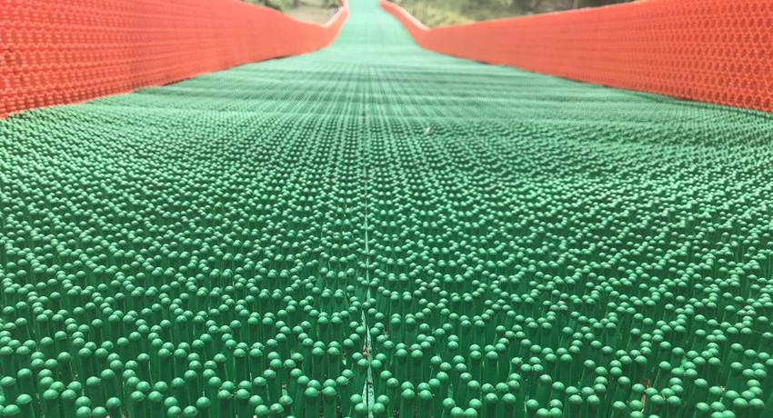 Dry Tubing Slope In The Philippines With Mushroom Artificial Tubing Tile